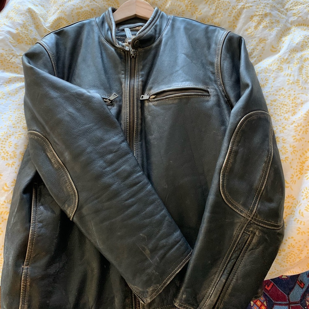 Andrew Marc men’s leather jacket